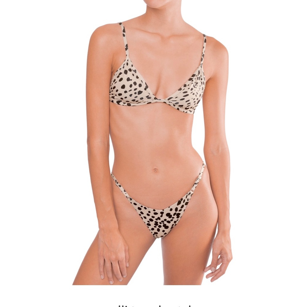 Oneone Swimwear (Alli bottom and top-Small)